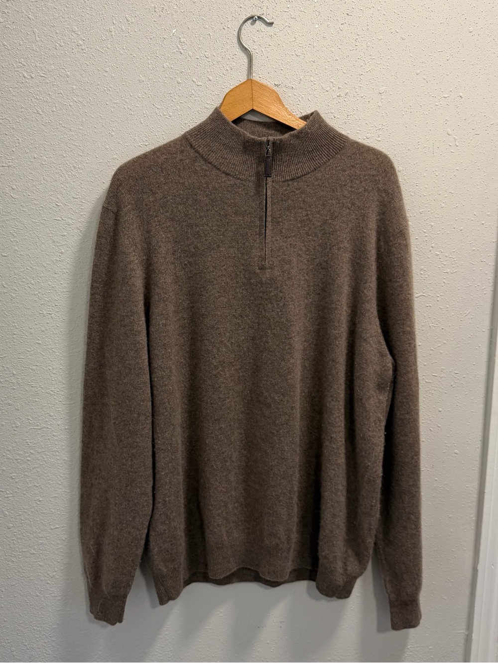 Christian Lacroix Men's XL 1/4 Zip Visit 100% 2 Ply Chasmere Pullover Sweater